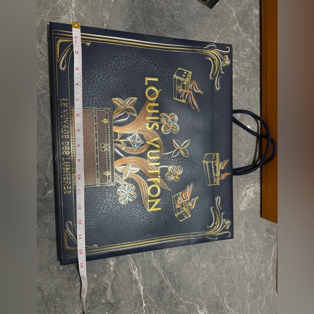 Louis Vuitton Christmas 🎄 2025 Gift Bag